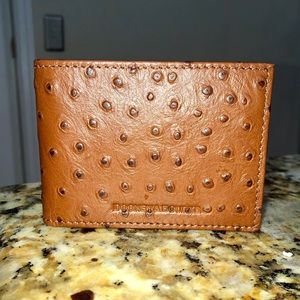 NWT Dooney & Bourke Ostrich Bifold Wallet🤎
